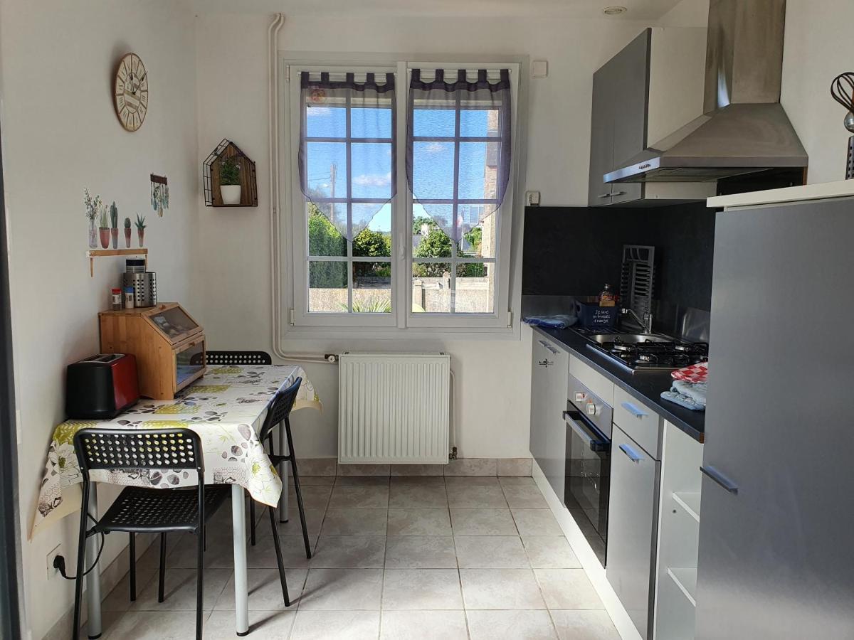 Gite Locmousteru Bagian luar foto