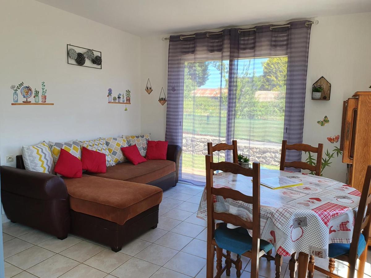 Gite Locmousteru Bagian luar foto